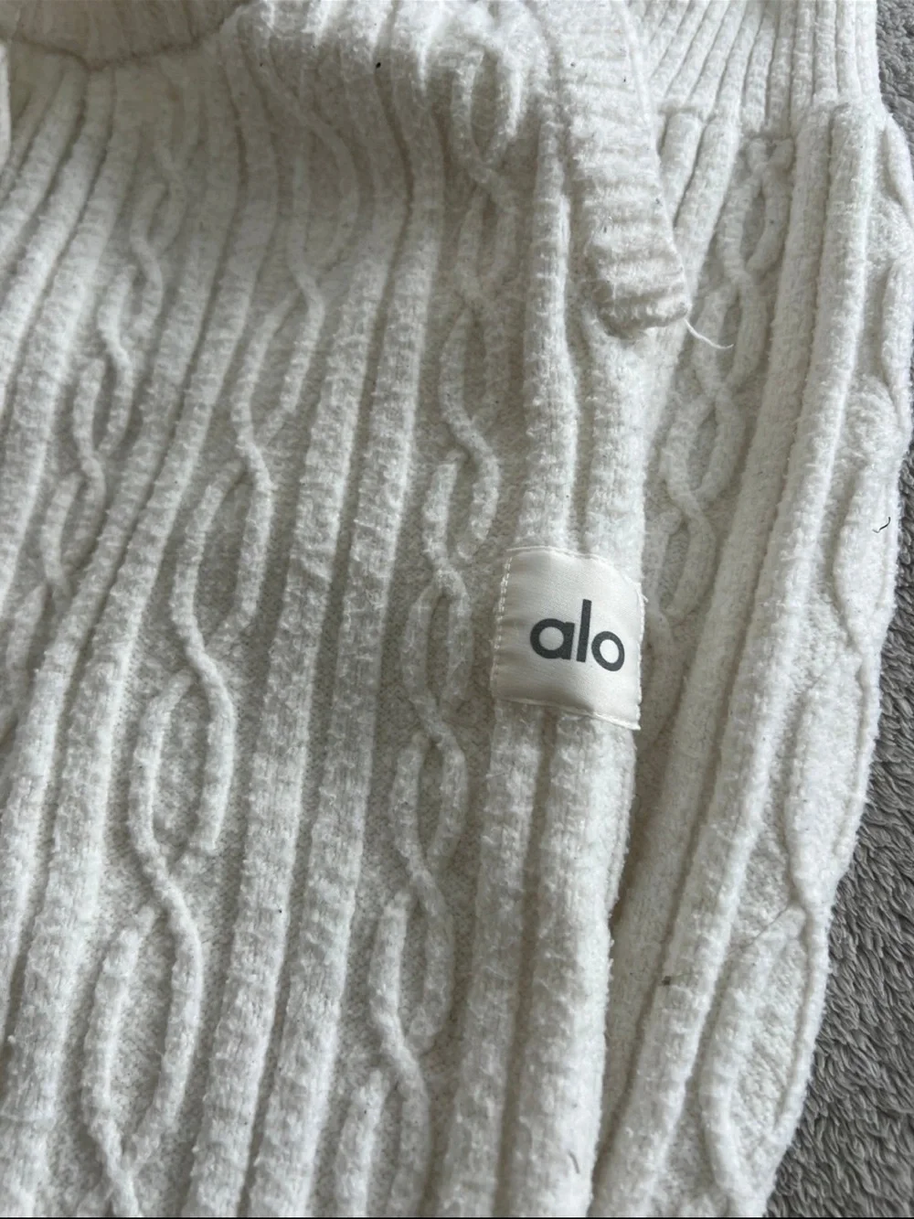 Alo Yoga Cable Knit Winter Bliss Pants Ivory White Small